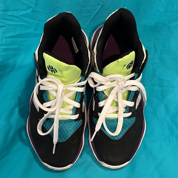 Adidas Hardin Stepback sneakers size 5 Big Kids, EUC. - Picture 3 of 5